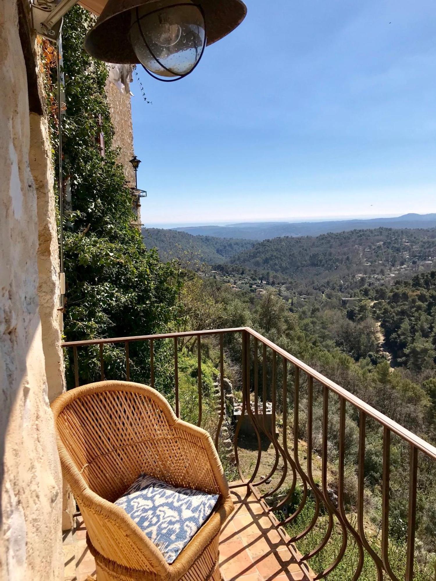 Guest App'Art Apartment Tourrettes-sur-Loup Exterior photo