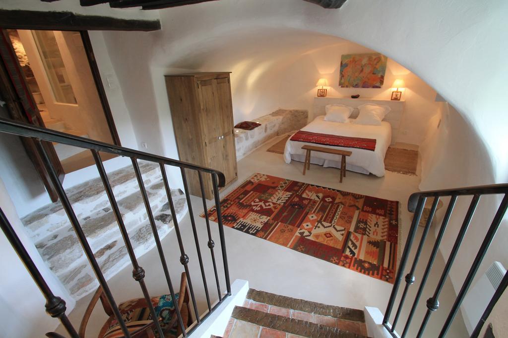 Guest App'Art Apartment Tourrettes-sur-Loup Exterior photo